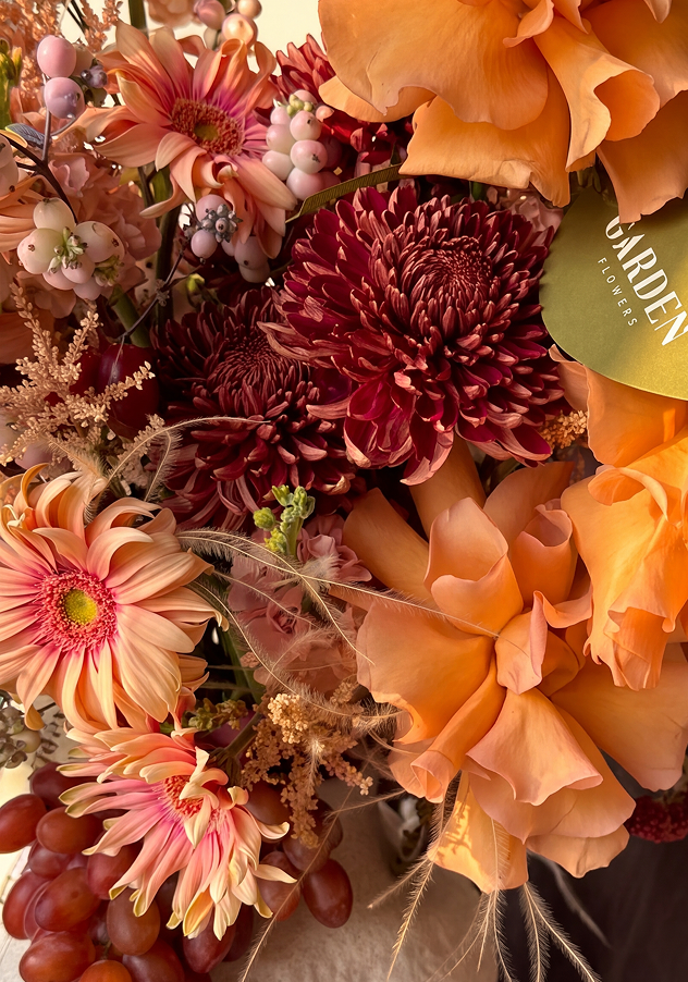Edinburgh  BASKET  flowers in Dubai