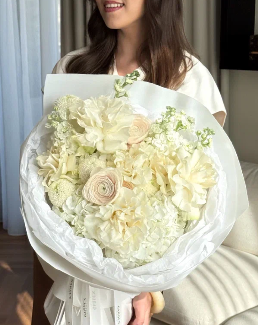 Santorini Bouquet